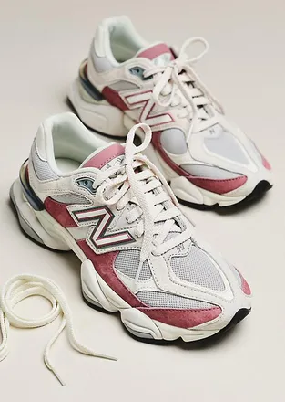 New Balance 9060 Sneakers