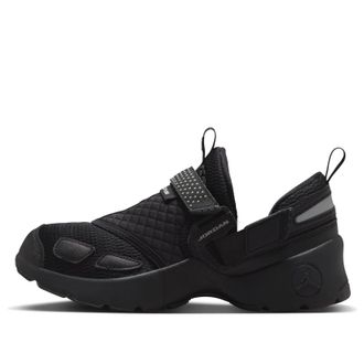 Nike Jordan (WMNS) Air Jordan Trunner LX Triple Black HQ2164-001