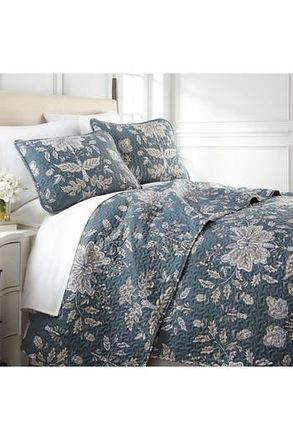 Southshore Fine Linens Luxury Premium Collection Ultra-Soft Quilt Cover Set in Vintage Garden Smokey Blue at Nordstrom Rack, Size King/california King