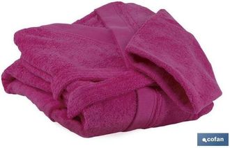 cofan Cofan Albornoz Fucsia 500/m2 Modelo Primavera Talla Xxl, Albornoz De Manga Larga Para Ba&ntilde;o Disponible En Color Fucsia. Cuenta Con Un Cintur&oacute;n Para Su 