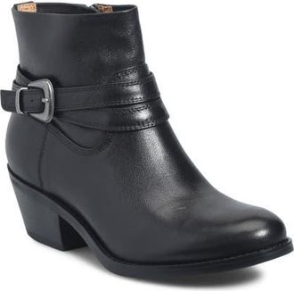 S&ouml;fft Alessandra Leather Bootie in Black at Nordstrom, Size 6.5