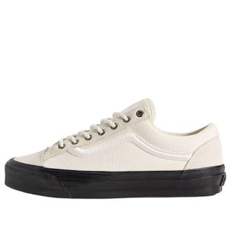 Vans Premium Old Skool 36+ Classic White VN000D9R2VZ