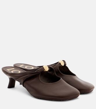 Loewe Pebble 45 leather mules