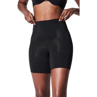 Spanx SPANXsculpt OnCore Mid-Thigh Shorts in Very Black at Nordstrom, Size Medium