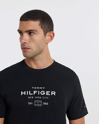 Tommy Hilfiger Graphic T-Shirt - Black