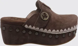 Mou Clogs Plain in camoscio con borchie