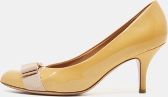 Ferragamo Beige Patent Leather Vara Bow Block Heel Pumps