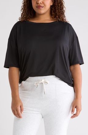 Zella Equilibrium Short Sleeve Cocoon T-Shirt in Black at Nordstrom, Size 1X