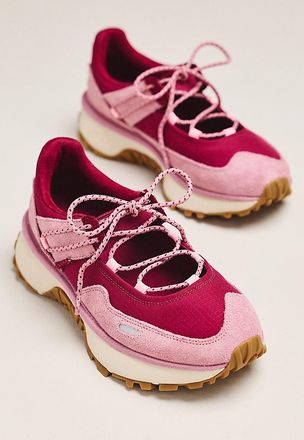 UGG Retrofi Low Ballet Sneakers