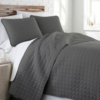 Southshore Fine Linens Ultra-Soft Oversized Quilt Set in Grey at Nordstrom Rack, Size Twin/twin Xl