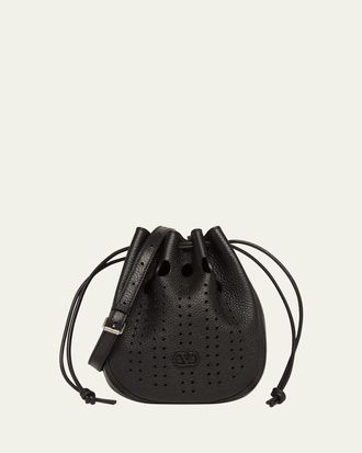 Valentino Garavani Mens Medium Drawstring Shoulder Bag in Grained Leather