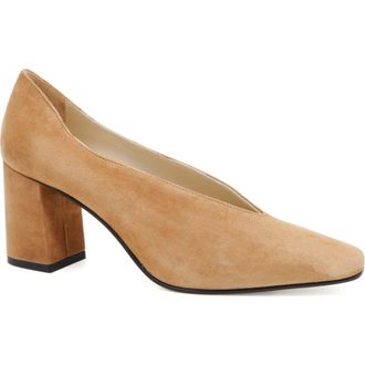 Amalfi By Rangoni Felice Pump in Toasted Cashmere at Nordstrom Rack, Size 10.5