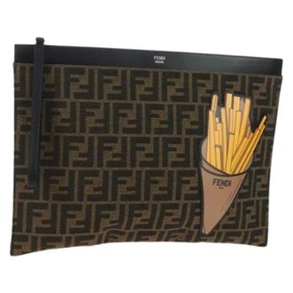 Fendi Pre-owned Clutches, female, Brown, Size: ONE SIZE Pre-owned Zucca Canvas Clutch