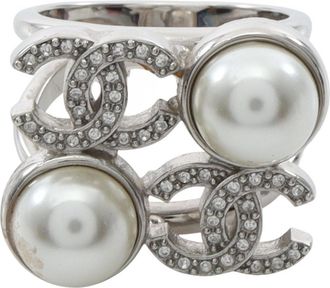Chanel Silver Clear White Artificial Pearl Rhinestone Stainless Steel Band Ring (Pre-Owned)