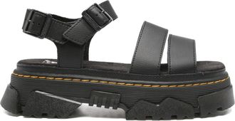 Dr. Martens Mattison 2s Black Athena is de eerste in zijn soort