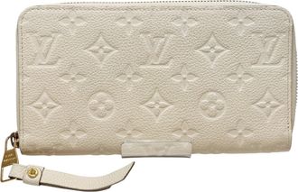 Louis Vuitton White Pvc Wallet (Bi-Fold) (Pre-Owned)