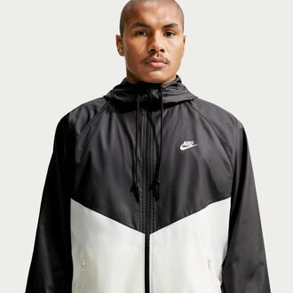 Nike Mens Windrunner Lined Jacket in Black | HV8369-013