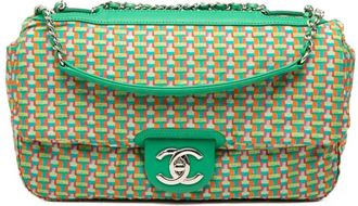 Chanel 2016-2017 Medium Quilted Rubber and Lambskin Coco Rain Flap crossbody bag - Verde