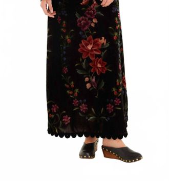 Farm Rio Belle Garden Midi Skirt In Black