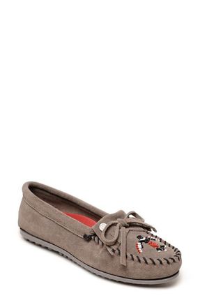 Minnetonka x Lucie Skjefte Thunderbird Animikii Slipper in Grey at Nordstrom, Size 5.5